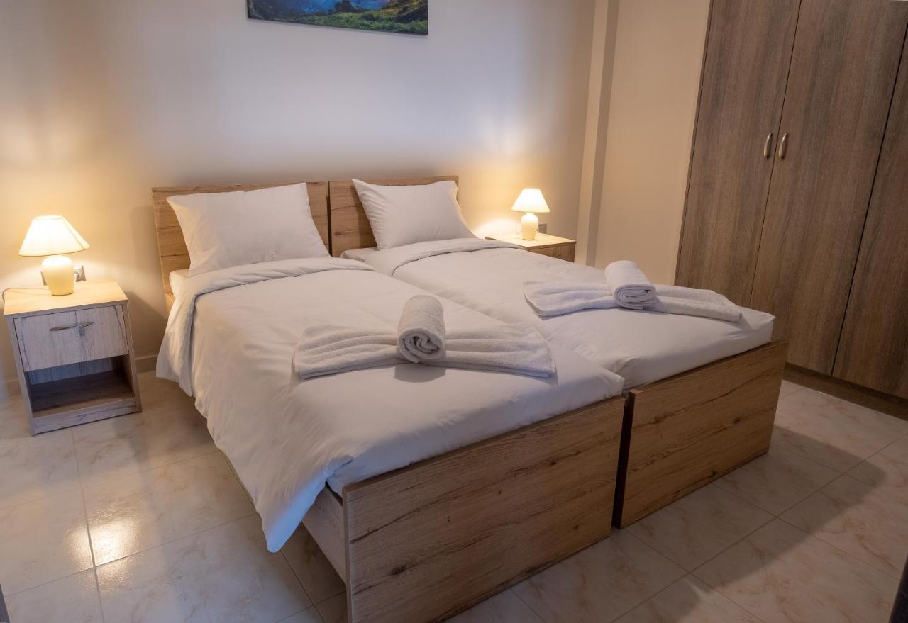 Villa Oasis Twin I *